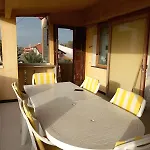 Apartment Wanda Palmi